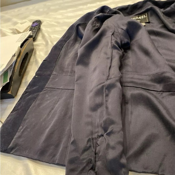 ⭐️ Chanel  Navy  Black Trim Silk Taffeta Jacket - Picture 9 of 17